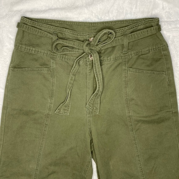 BLU Pepper Day To Day Green Belted Pants Women’s Size 30 - Picture 2 of 13